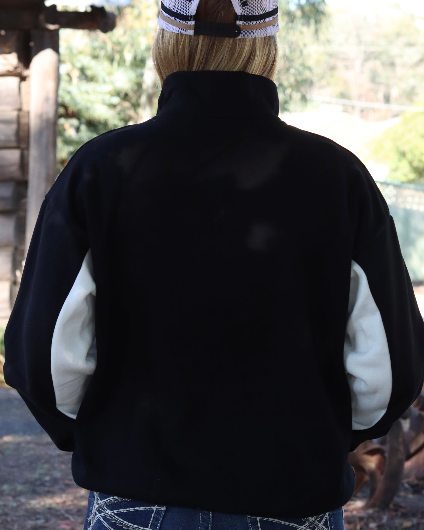 Quarter Mile Jumper Black/White