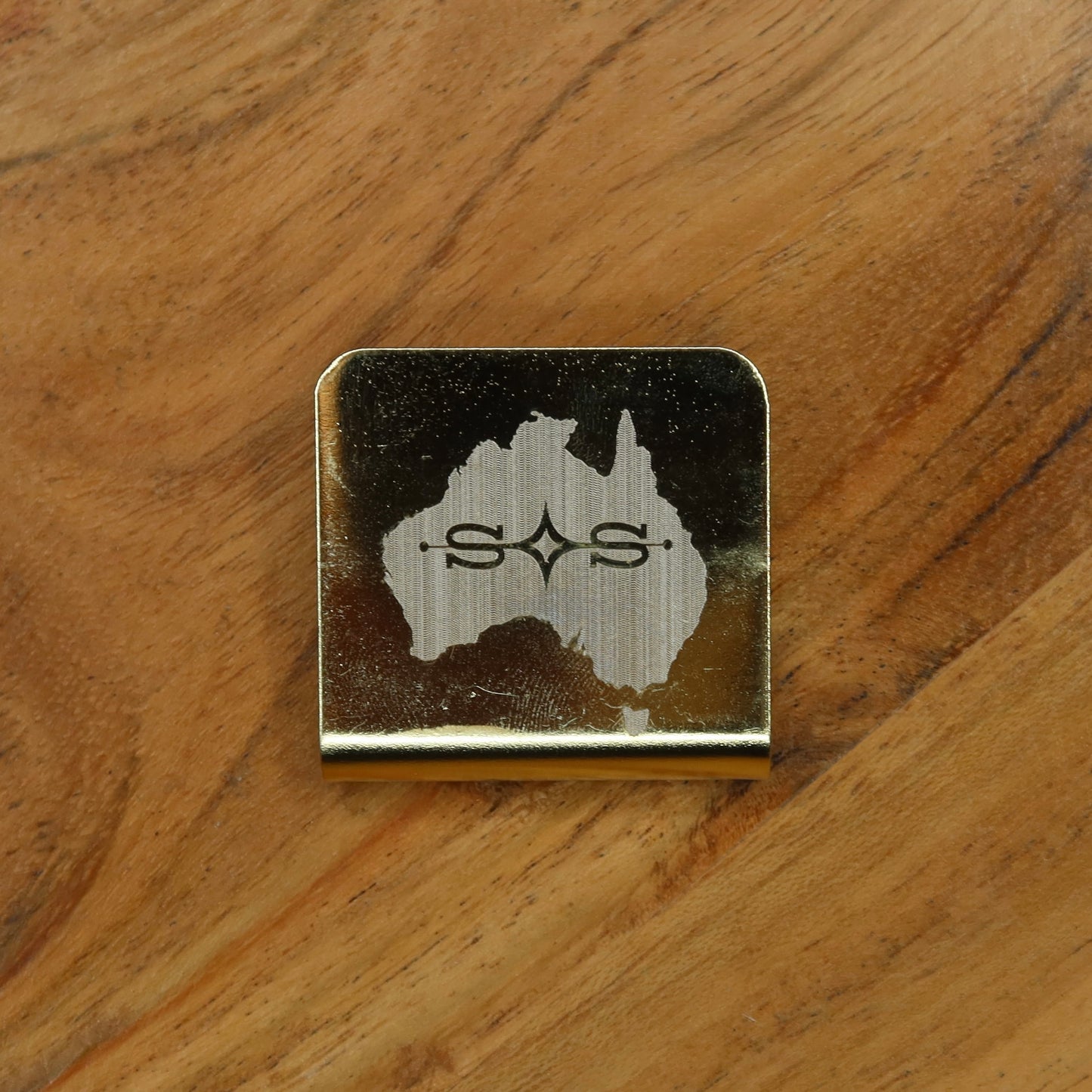 Straya Hat Clip